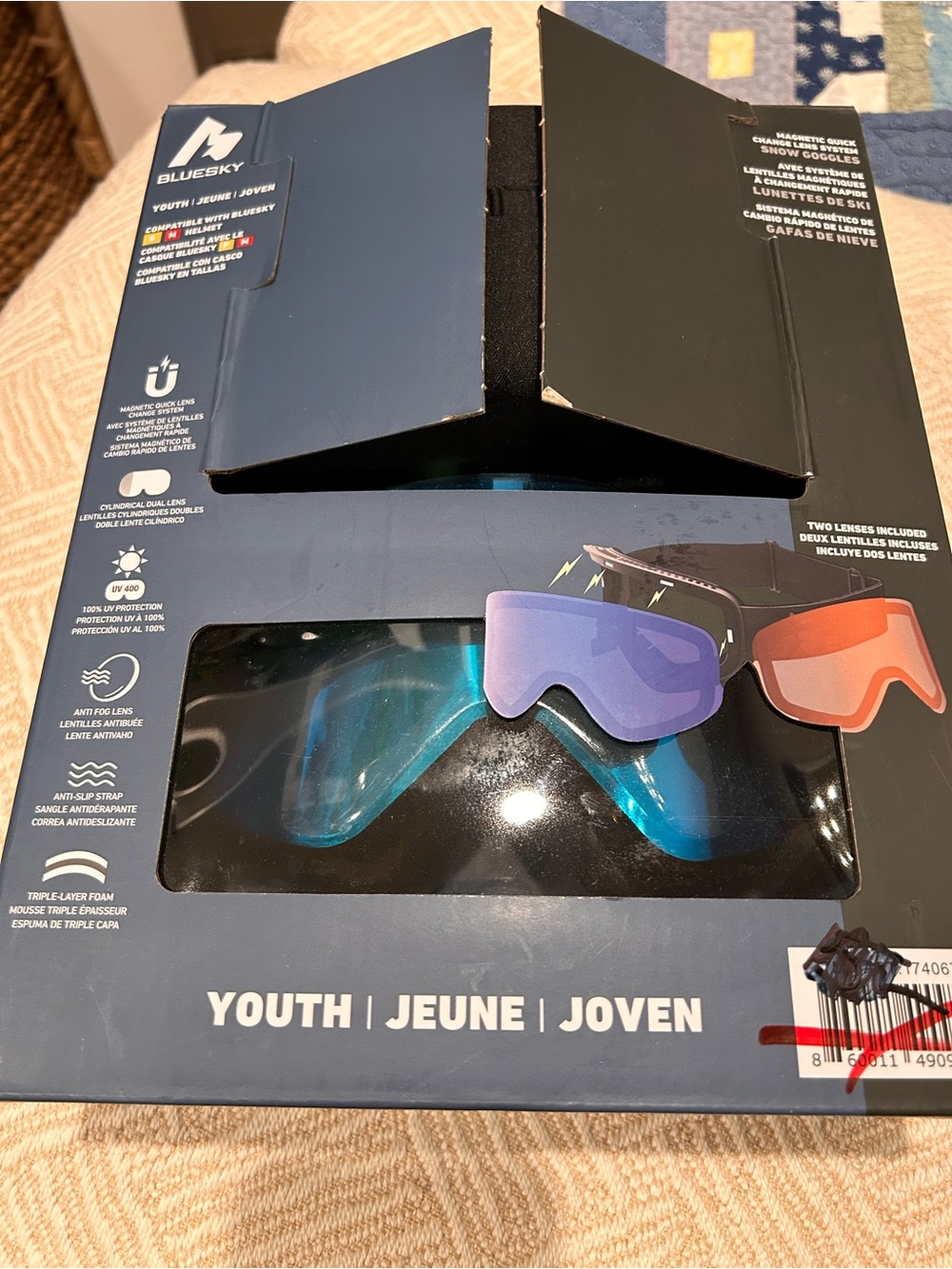 NIB BlueSky Youth Snow Goggles. Magnetic Quick Change Lens. Anti Fog. UPF 400